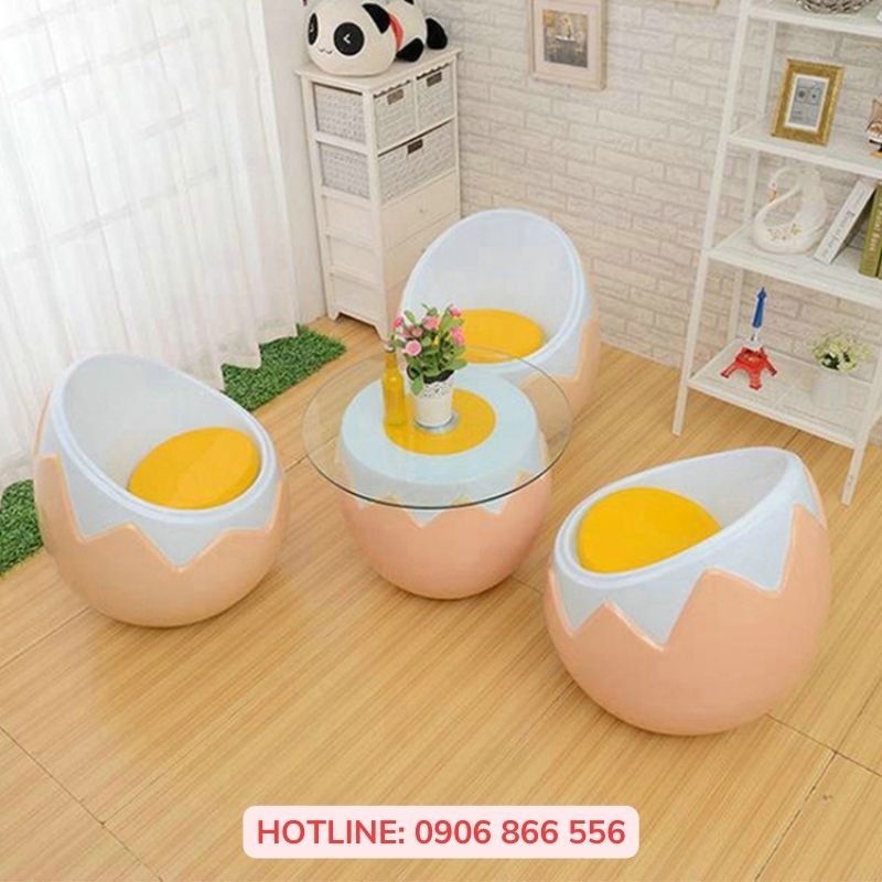 Mẫu bàn ghế composite hình trứng độc đáo