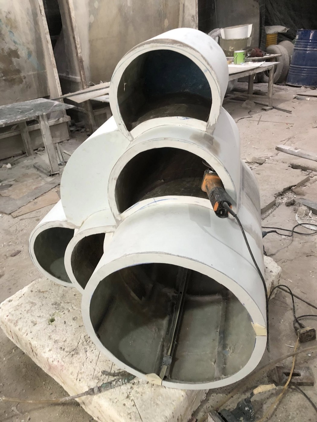 Chậu Bình Lá Composite Cổ Điển – Chậu Trang Trí Đẹp Bền Bỉ | Composite Sài Gòn