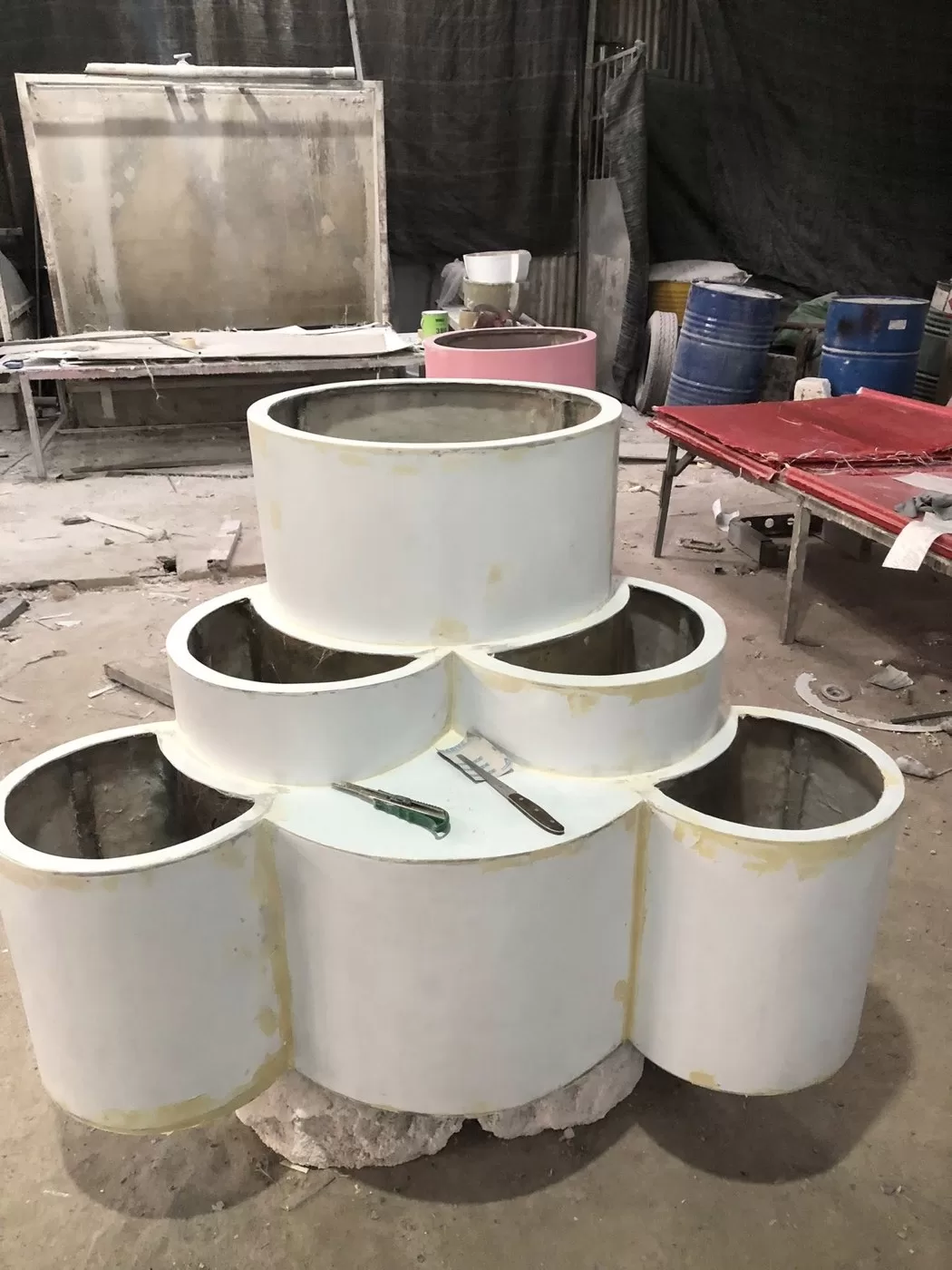 Chậu Cây Dạng Xoắn Composite C017 – Chậu Cây Đẹp Siêu Bền Composite Sài Gòn