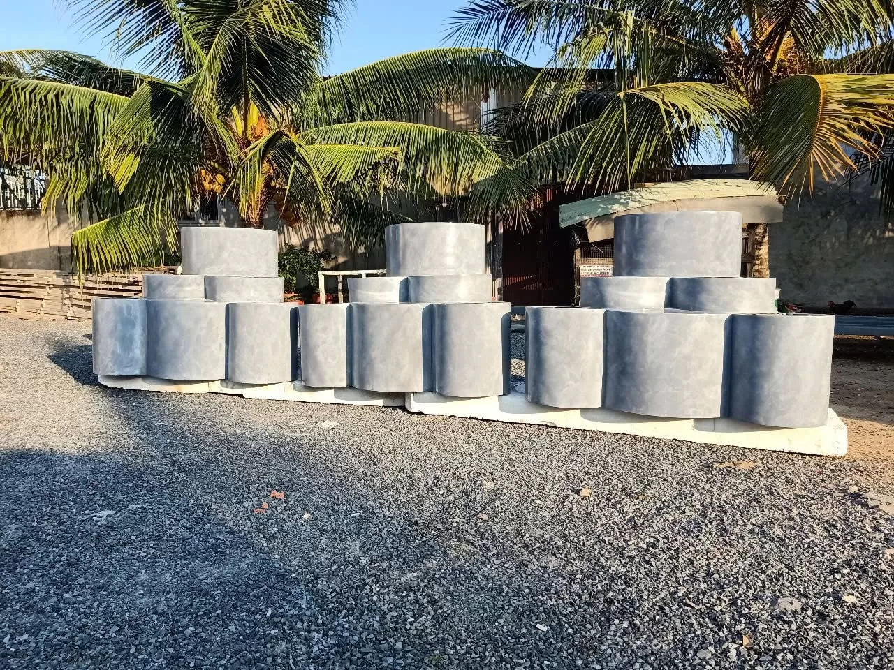 Chậu Cây Dạng Xoắn Composite C017 – Chậu Cây Đẹp Siêu Bền Composite Sài Gòn