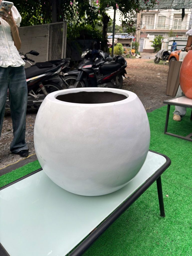 Trang chủ Tuổi thọ composite ngoài trời: Bền 20-30 năm, bảo trì đúng cách